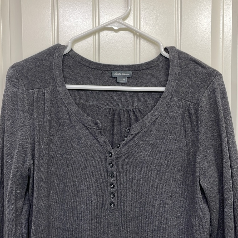 Eddie Bauer gray sweater - Picture 2 of 9